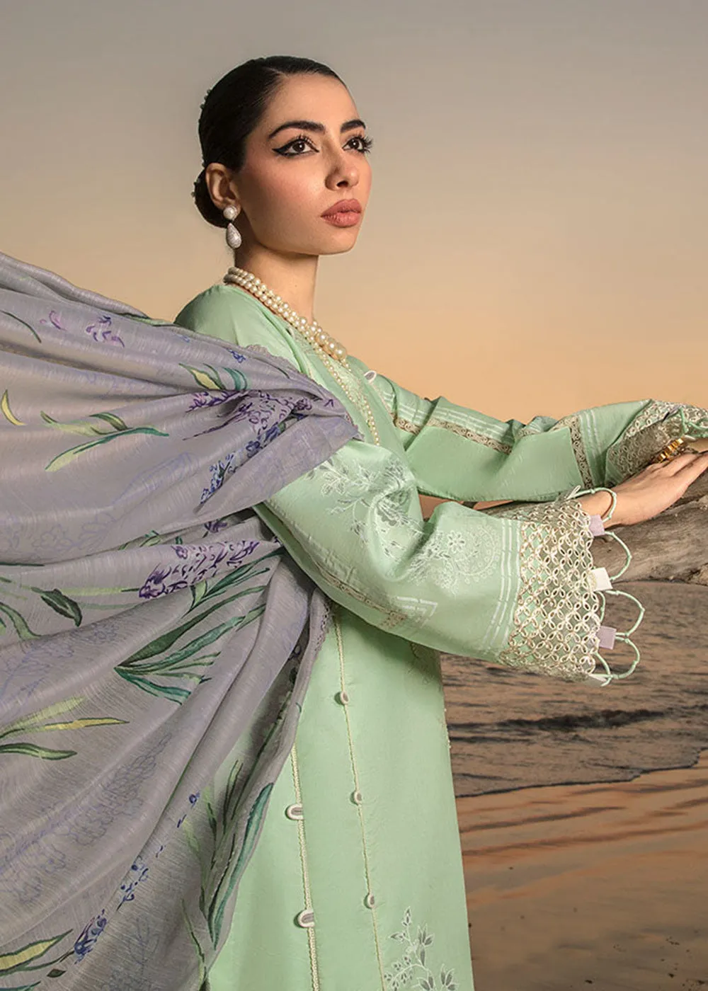 Green Luxury Lawn Suit | Rang Rasiya | Florence Lawn '23 | IRIS- D5