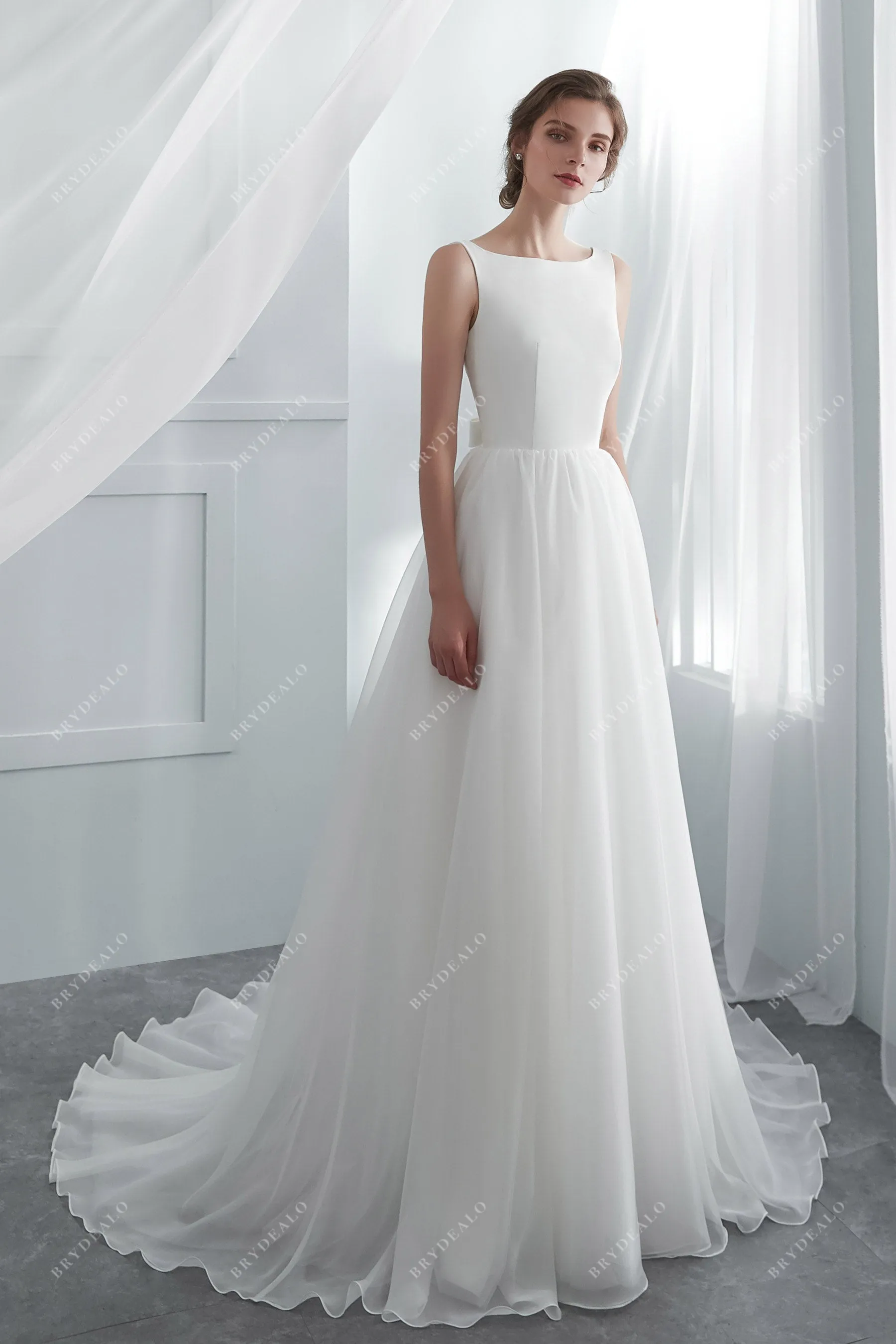 Illusion Lace Back Elegant Crepe Organza A-line Wedding Gown