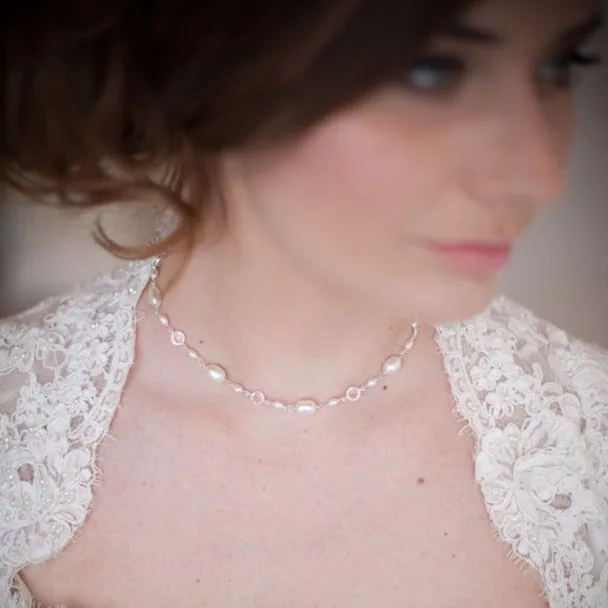 Isabella Vintage Pearl Bridal Necklace