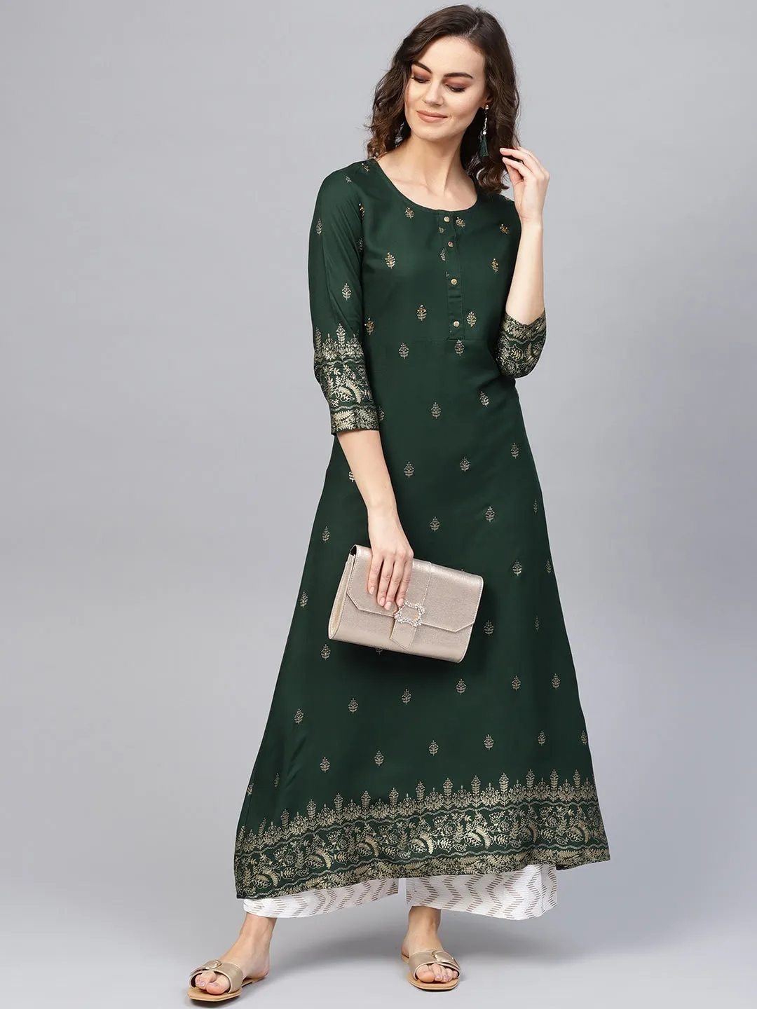 Women Green & Golden A-Line Kurta